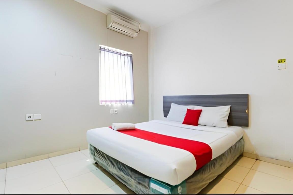Pondok Inap Shofwa 2 Hotell Surabaya Exteriör bild